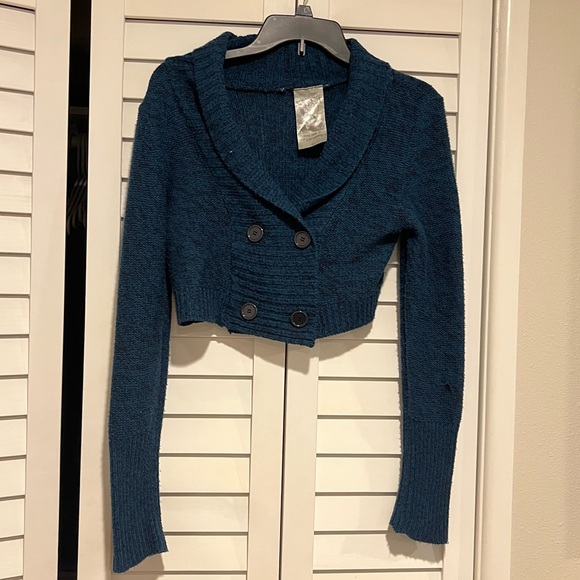 Cute cropped sweater - Picture 7 of 7